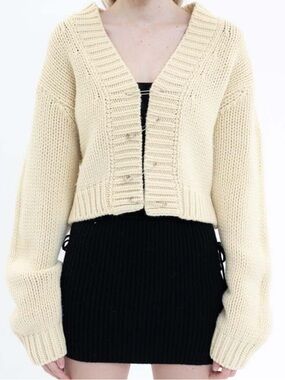 Guizio Cream Chunky V-Neck Cardigan Sweater w/ pins